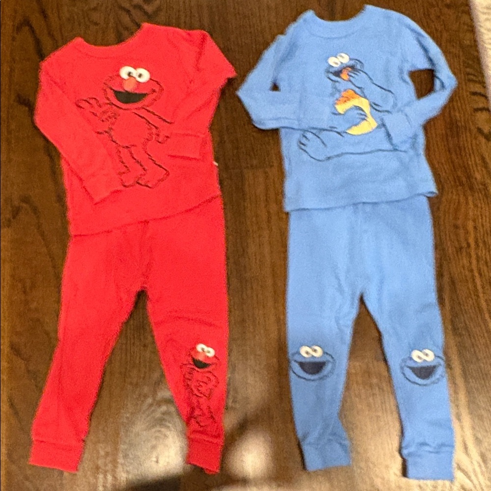 Sesame Street Outfits 2T